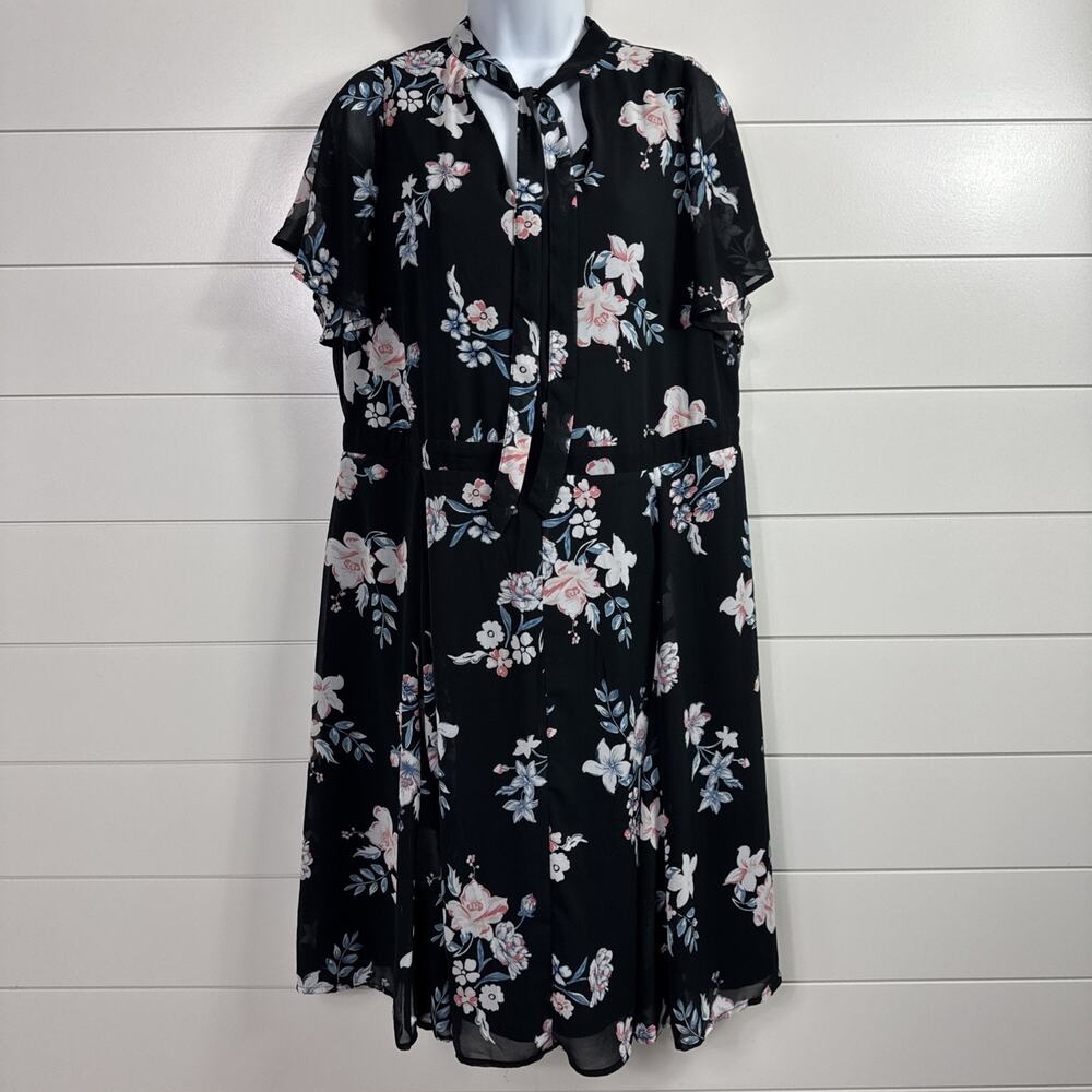 Torrid Chiffon Skater Dress Short Sleeve Black Floral Print sz 12